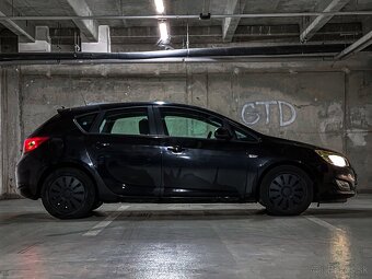 Opel Astra J 1.7 CDTi 2010 - 92 kW (245 000 km) - 3