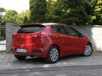 Kia ceed 1,4 cvvt 73kw 6m MY2015 GOLD - 3