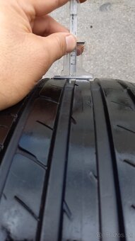 Pneumatiky 215/60R16 - 3