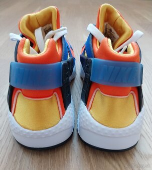 Tenisky Nike Huarache Run 37,5 - 3