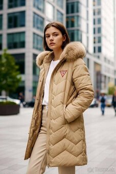 Hnedá bunda Guess - 3