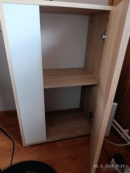 Predám obývaciu stenu. Bud vcelku alebo samostatne - 3