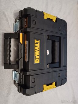 Aku chvostova pila - 3