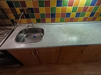 Kuchynská linka - 3