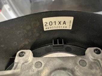 Volant mitsubishi colt outlander - 3