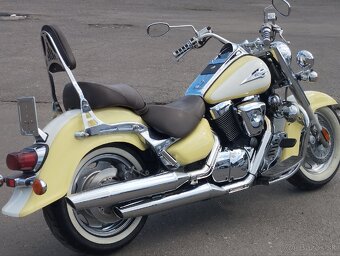 Suzuki VL 1500 Intruder - 3