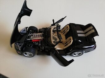 1:18 DODGE Viper - 3