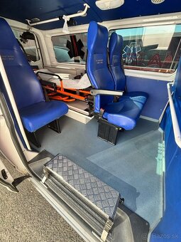 Volkswagen Transporter T5.1 sanita - 3