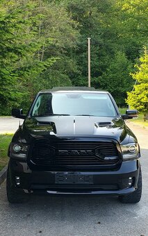 Predám Dodge RAM SPORT 5.7 HEMI 4X4 - 3