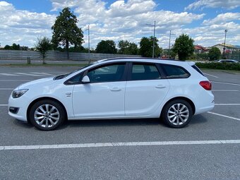 Opel Astra Sports Tourer 1,7 Eco flex - 3