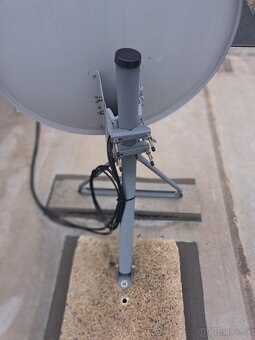 Stojan na satelit - 3