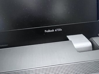 HP ProBook 4730s, kovovy notebook, i5, 750GB HDD, 17" - 3
