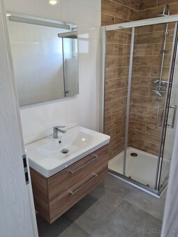 Predám zrekonštruovaný rodinný dom - 3