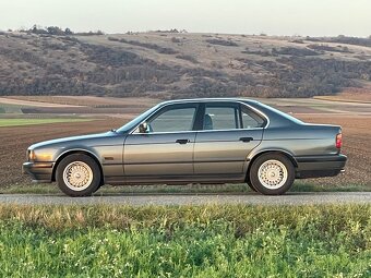 Bmw e34 520i manual bez hrdze, 160k km - 3