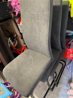 Jedálenský stôl + 4 stoličky - 3