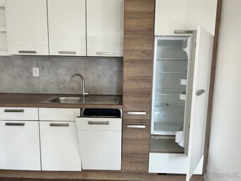 BONIT REAL - Na prenájom pekný 2-i byt Pezinok - Muškát - 3