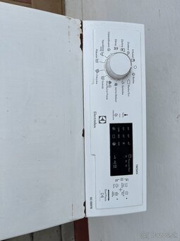 Predám práčku Electrolux na náhradné diely - 3