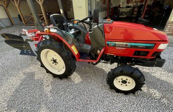 Yanmar AF220S - 3