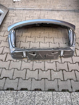 BMW X1 F48 ZADNE 5 DVERE - 3
