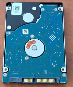 Predám 2.5" SSHD disk Seagate 1TB (ST1000LM014) - 3