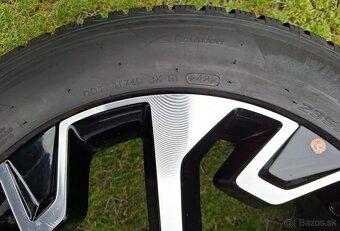 Kia originálne R18 elektróny + 235/55 R18 Hankook zimné gumy - 3
