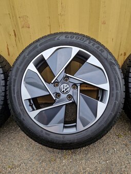 5x112 r18 kolesa vw id3 disky 215 55 18 zimne volkswagen ID - 3