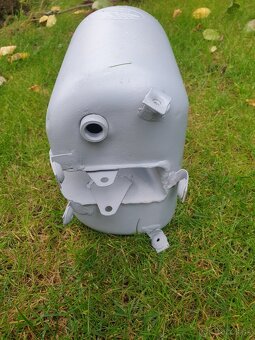 Nádrž  Jawa 550 - 3