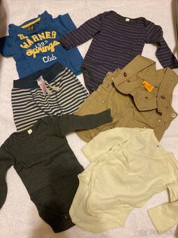 Celá krabica s oblečením pre batoľa (55 ks) - 3