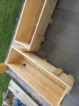 Predám zahradné kvetináče - 3