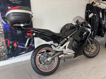 Kawasaki ER6F - 3