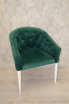 Chesterfield sedačky a kreslá - 3