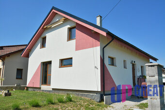 SPIŠSKÝ HRHOV 4-izbový rodinný dom s dvoj-garážou - 3