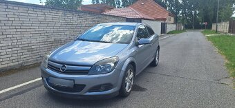 Opel astra gtc - 3