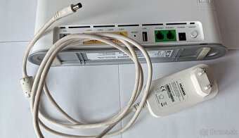Predám GSM router Huawei HA35 + anténa - 3