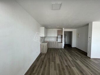 Predaj - 2-izb. - Moderný priestranný 2izbbyt… - 3