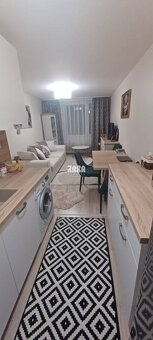 Terasa -Tr. SNP, Krásny 1,5 izbový byt, 40 m2, Komp. rekonš - 3