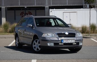 Škoda Octavia Combi 1.6 Elegance - 3