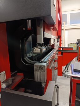Ohraňovací lis CNC HYDRAULIC PRESS BRAKE - VIO HAP 170 30/25 - 3