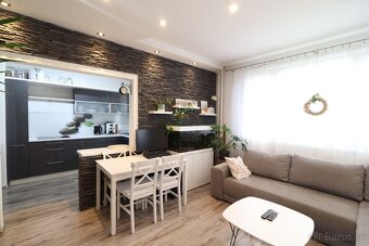 Ponúkame na predaj 3 - izbový byt po kompletnej rekonštrukc - 3