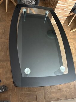 Jedálenský stôl. - 3