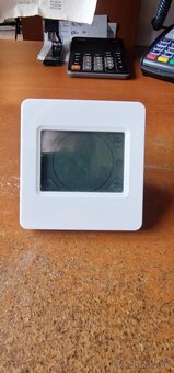 Predám dotykové Termostaty NTC B - 3