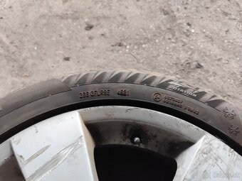 BMW 1x disk+pneu 17" - 3