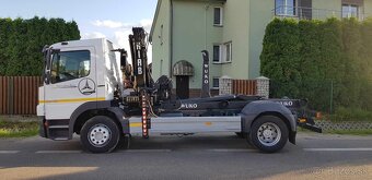 Mercedes Benz Atego 1218 hakovy nosič + hydr. ruka - 3