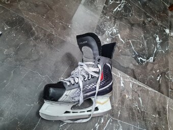 Predám hokejové korčule Bauer Vapor X 15 - 3