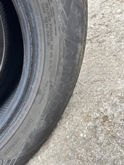 215/65R16 - 3