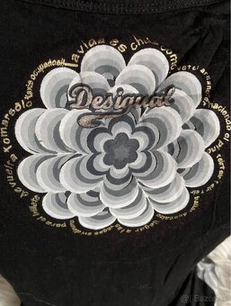 Tričko Desigual - 3