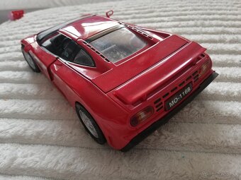 1:18 BUGATTI EB110 - 3