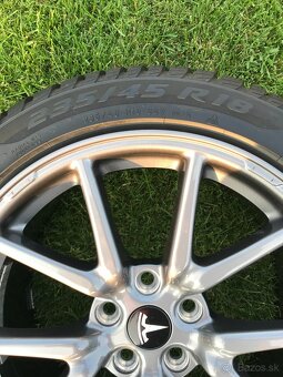 Tesla 3 komplet zimné kolesá - 3
