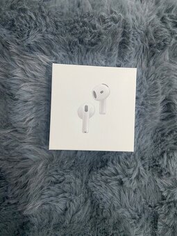 Apple AirPods 4 - 3