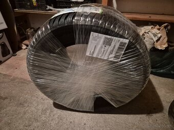 Celoročné pneumatiky Nokian 195/65 R15 - úpne nové - 3